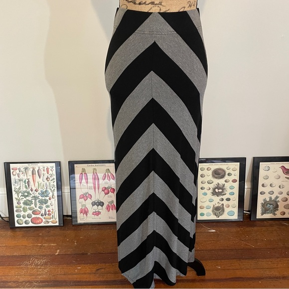 Chevron maxi skirt - Picture 5 of 5